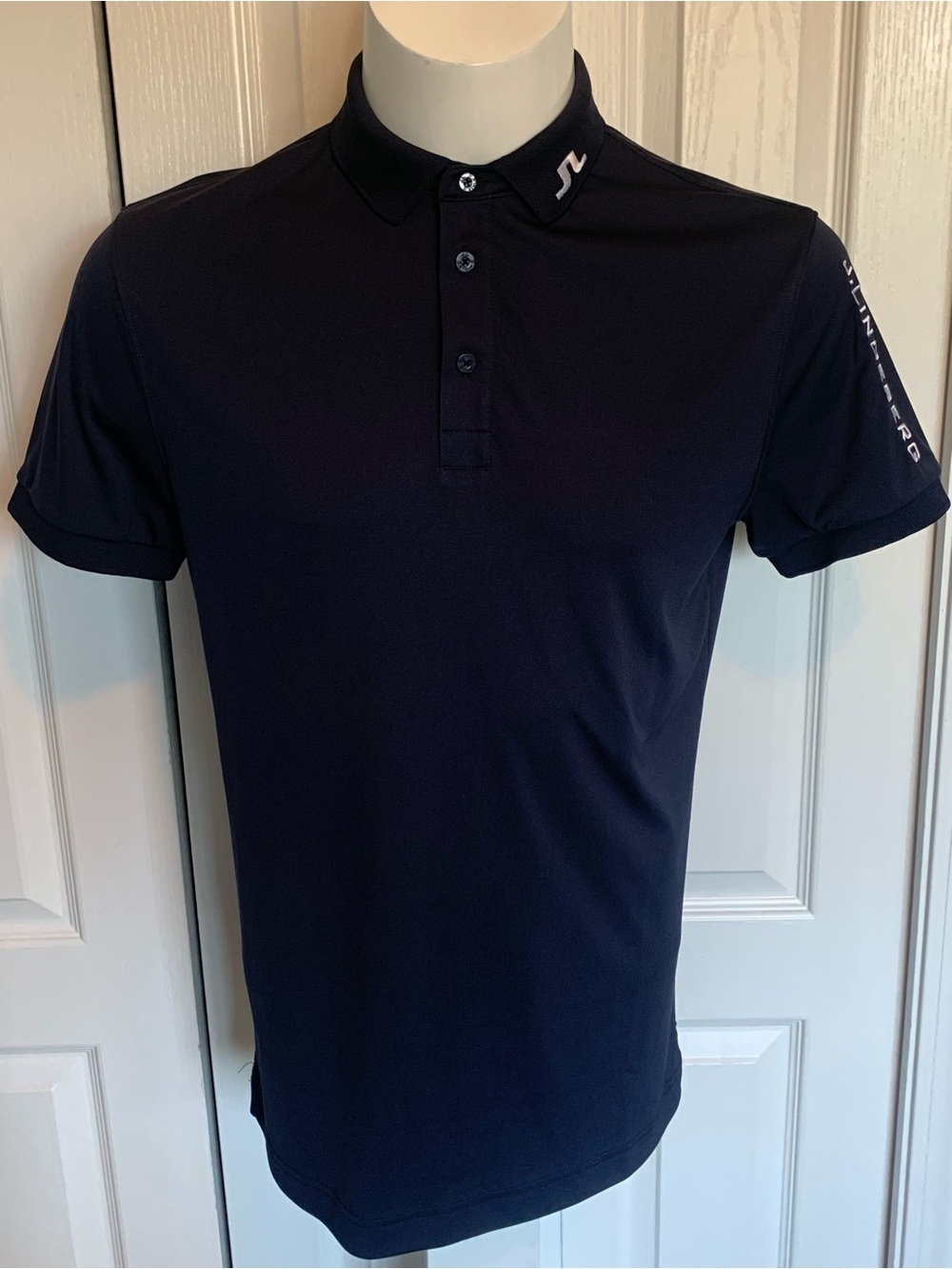 J.Lindeberg Men's golf Dark Navy Polo with Contrast Logo